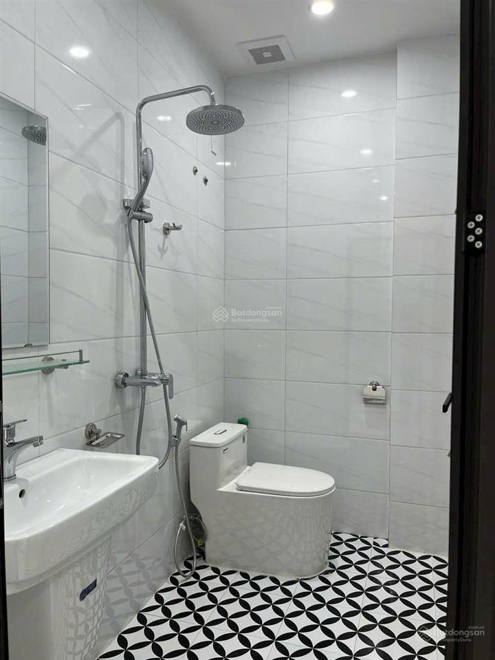 Nhà đẹp độc lập  phố đông phong, gần ngô gia tự