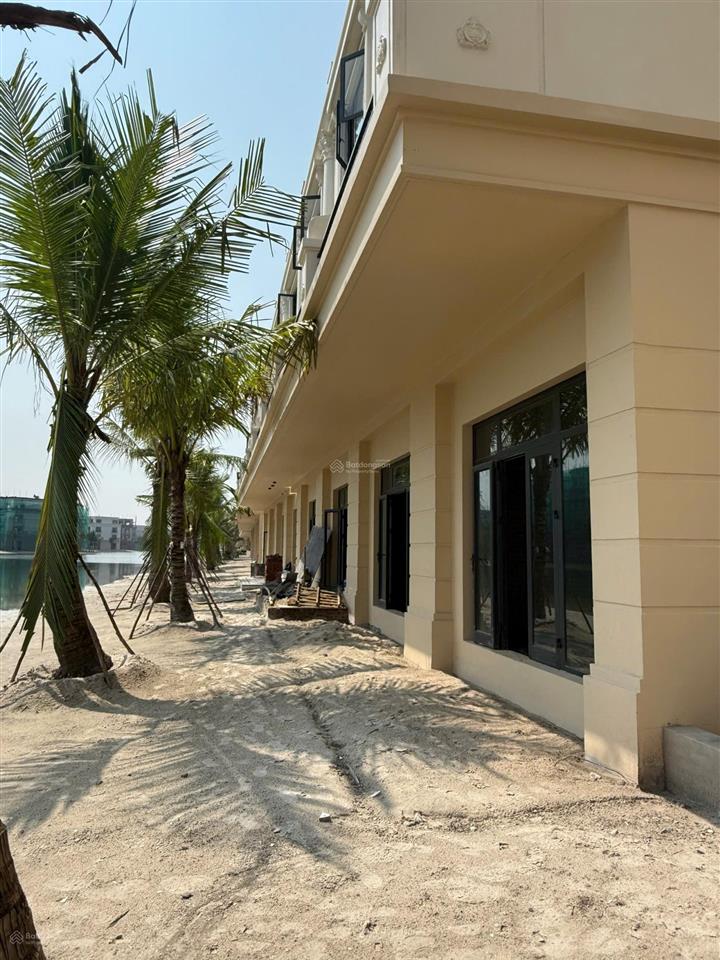 Biệt thự song lập quý tộc áp voucher chỉ còn hơn 11 tỷ