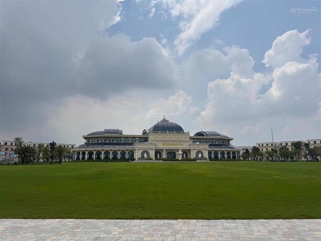 Biệt thự song lập hoàng gia 2 view trực diện công viên trung tâm