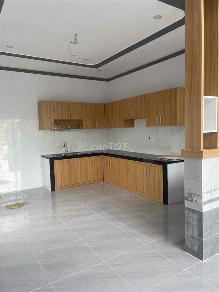 BÁN NHÀ MỚI XÂY HỐ NAI 3, TP. ĐỒNG NAI  - SÂN Ô TÔ 5M, THIẾT KẾ ĐÓN NẮ