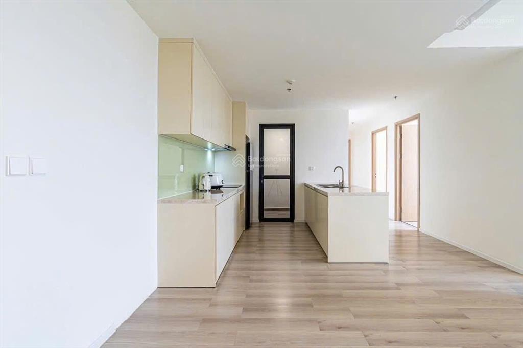 Chuyển nhượng 3pn lumiere boulevard hướng tây nam