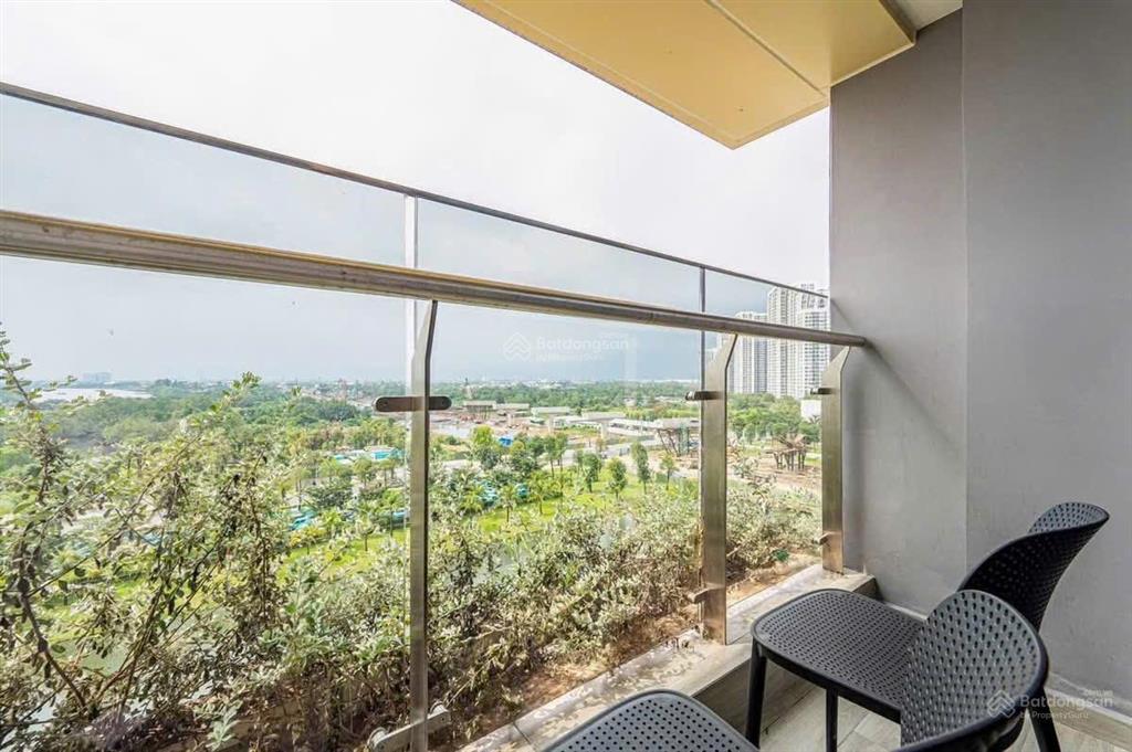 Chuyển nhượng 3pn lumiere boulevard hướng tây nam