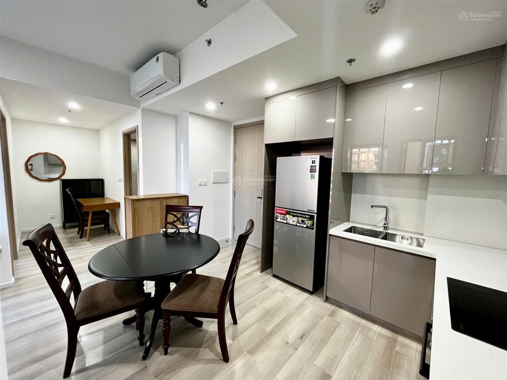 Cần cho thuê căn hộ 1pn vinhomes grand park tầng trung giá tốt
