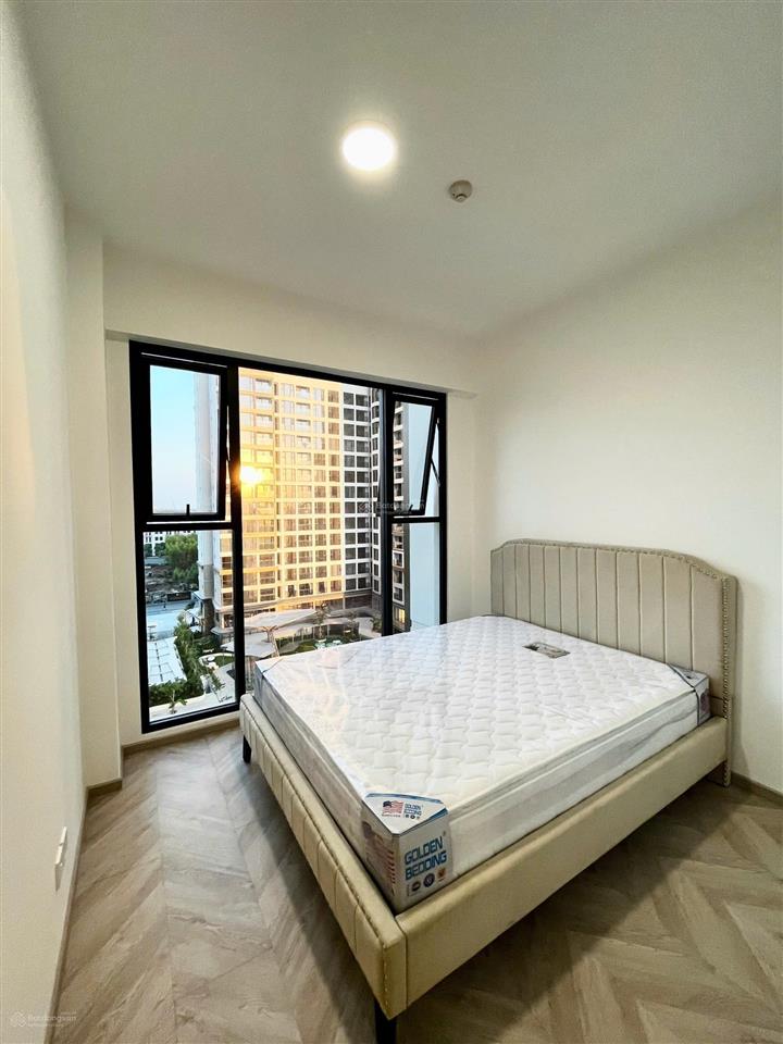 Cần cho thuê căn hộ 1pn vinhomes grand park tầng trung giá tốt
