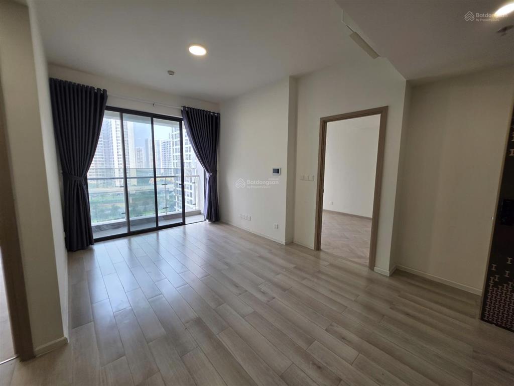 Bán căn hộ 2pn view nội khu masteri centre point
