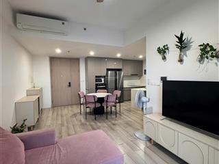 Cho thuê căn 3pn masteri centre point hướng đông nam view nội khu