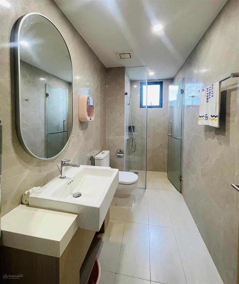 Căn hộ 2pn lumiere boulevard ban công tây bắc