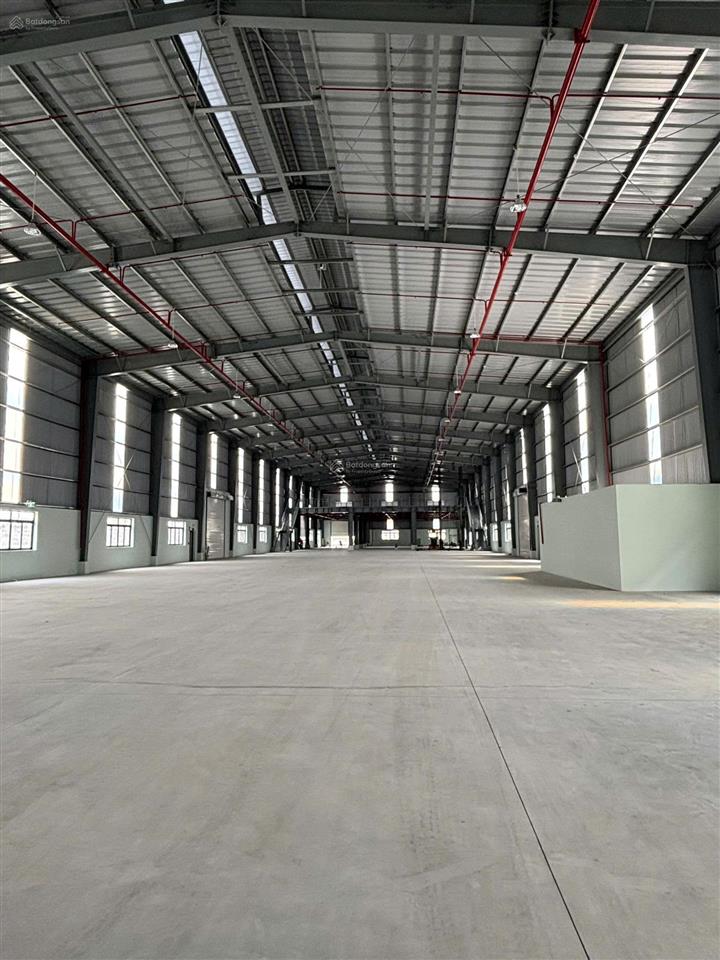 Cho thuê kho xưởng kcn long an khuôn viên 6.500m², giá thuê 3 usd/m² ~ 75ng/m²