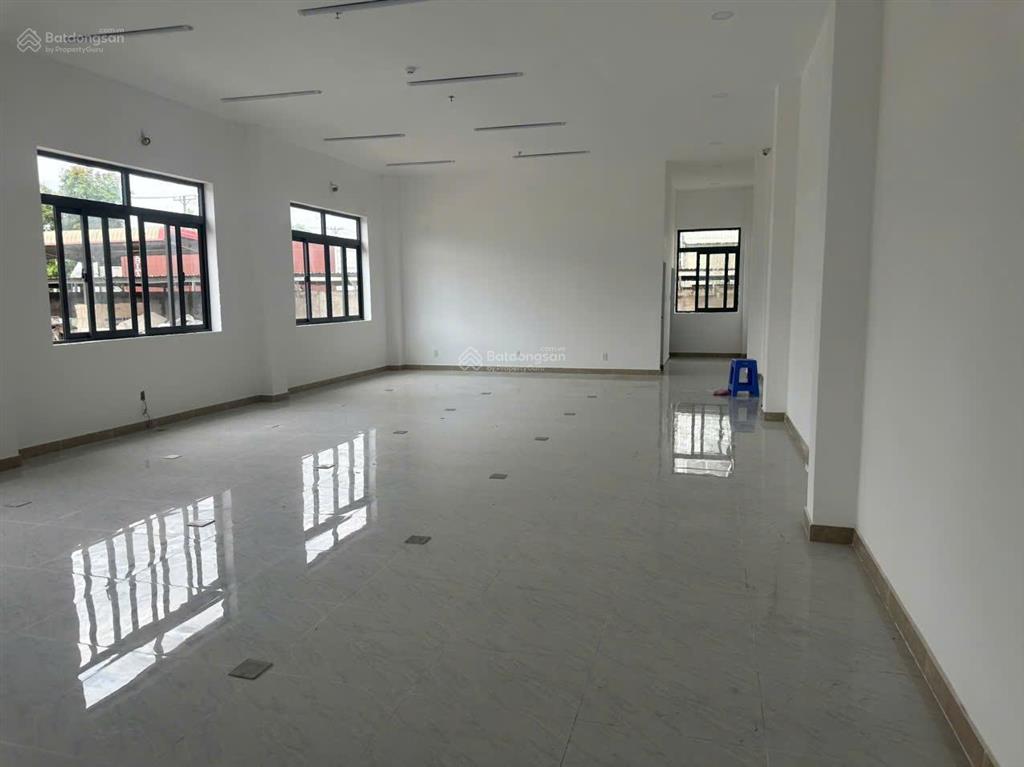 Cho thuê nhà xưởng ccn tân an, long an diện tích 5.306,5m2