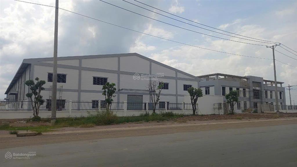 Cho thuê xưởng 3.300m² kcn nam thuận đức hòa long an  đất 5.000m²  giá 3,5 usd/m² ~ 90ng/m2