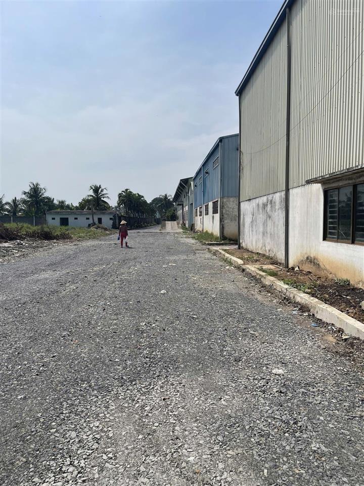 Bán đất khu vực tân an long an dt 2.4ha131$/m2pháp lý đầy đủ chỉn chu bàn giao ngay