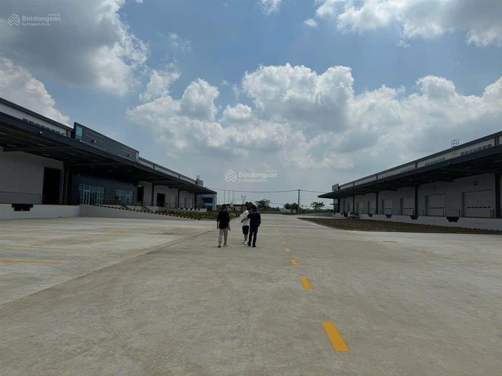 Cho thuê kho xưởng trong kcn phú an thạnh kv 15.000m2 kho 5.500m2  pccc tự động  80k/m2