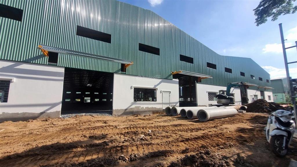 Cho thuê nhà xưởng mới xây 8100m2 khu vực 12.000m2 pccc tự động kcn đức hòa 3 usd/m2~79ng/m2