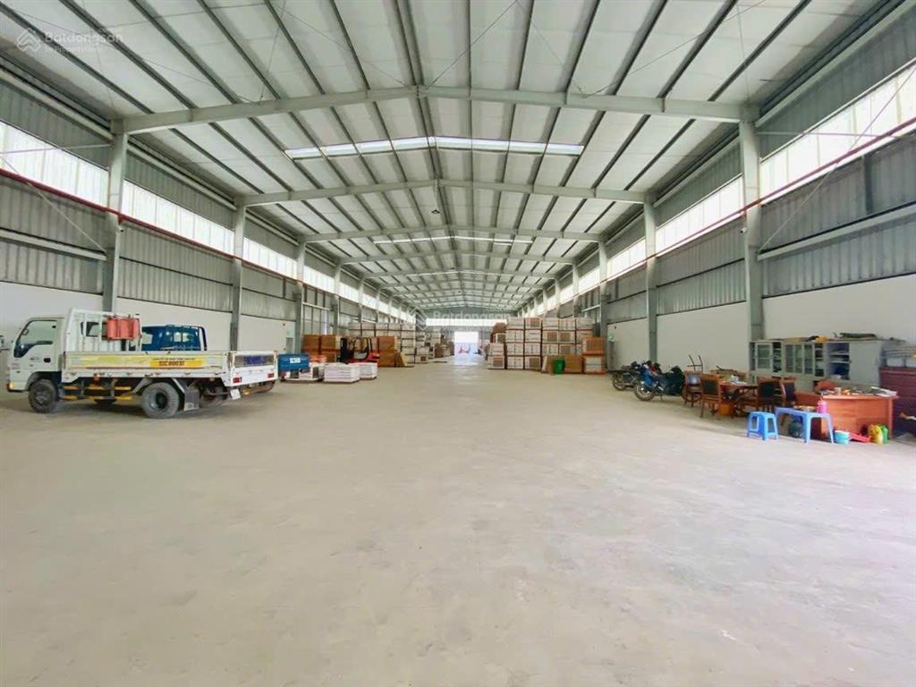 Bán nhà xưởng đang cho thuê có sẵn dòng tiền khu vực long an 3.000m2  33 tỷ