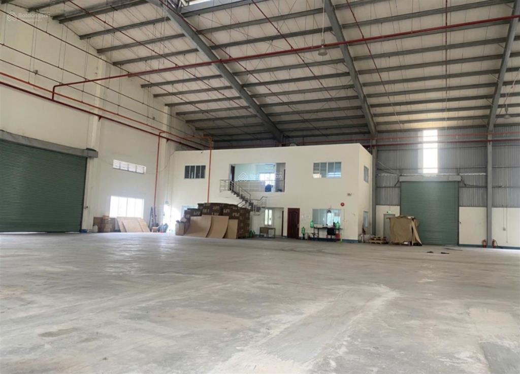 Cho thuê nhà xưởng 7.500m2 quận tân phú, khuôn viên 10.000m2 pccc tự động bình điện 1.000kva