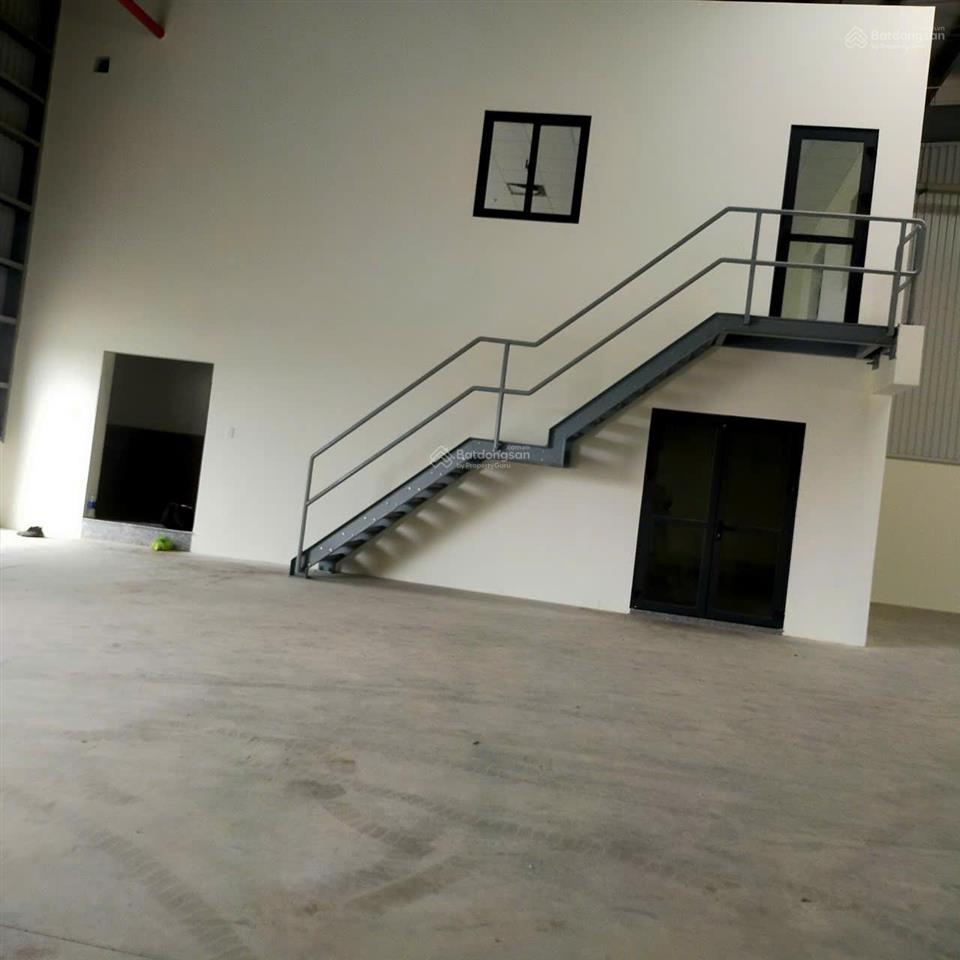 Cho thuê nhà xưởng trong kcn lê minh xuân 3 kv 10.000m2 nx 5.000m2 pccc tự động, điện 2.000 kva