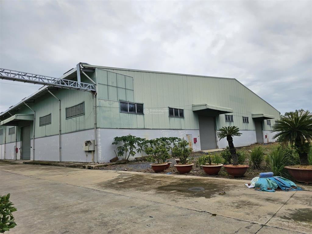 Cho thuê kho xưởng trong kcn tân bình kv 3.000m2  nx 2.000m2  pccc tự động 5.5$/m2