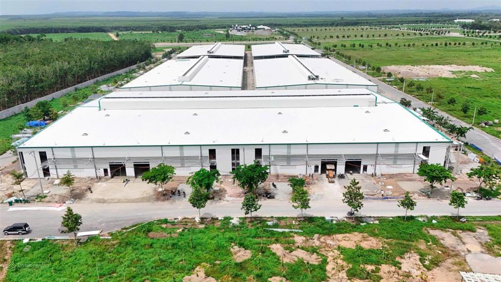 Bán nhà xưởng kcn tân đô khuôn viên 30.000m², xưởng 22.000m² giá chỉ 9,5 triệu/m2