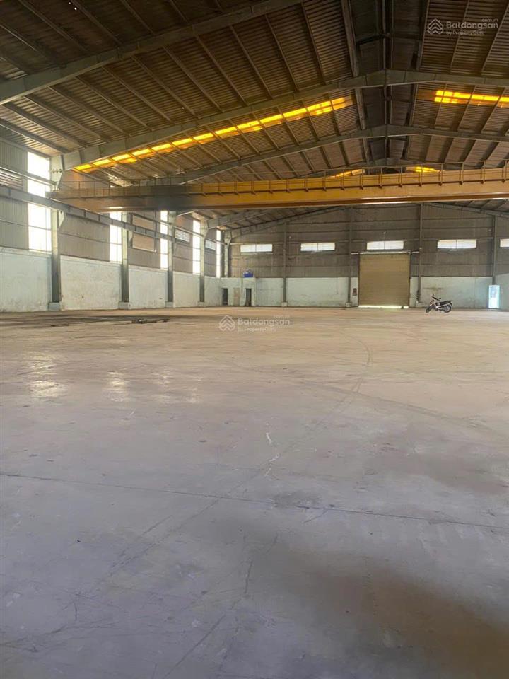 Cho thuê nhà xưởng cụm cn bến lức long an 2.000m², pccc đầy đủ giá 3$/m2 còn thương lượng