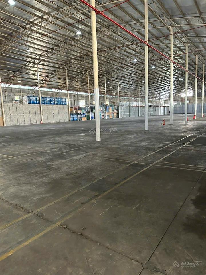Chính chủ cho thuê kho xưởng 2000m2 kcn long hậu, long an  giá 120k/m2