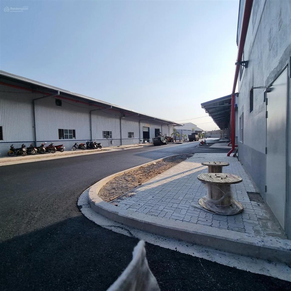 Cho thuê kho xưởng trong kcn vĩnh lộc 2, kv 12.000m2, nx 7.650m2, pccc tự động giá thuê 91ng/m2