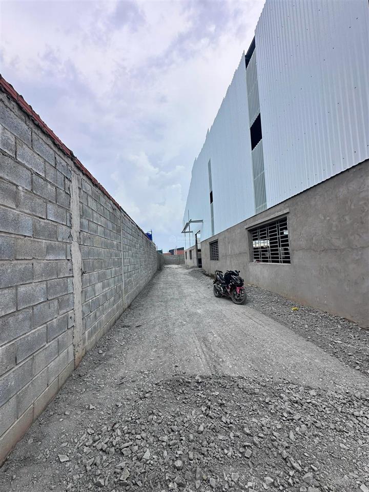 Cho thuê nhà xưởng kcn đức hòa long an kv 3.000m2, nx 2.100m² chỉ 3.5 usd/m²~91ng/m2, pccc tự động