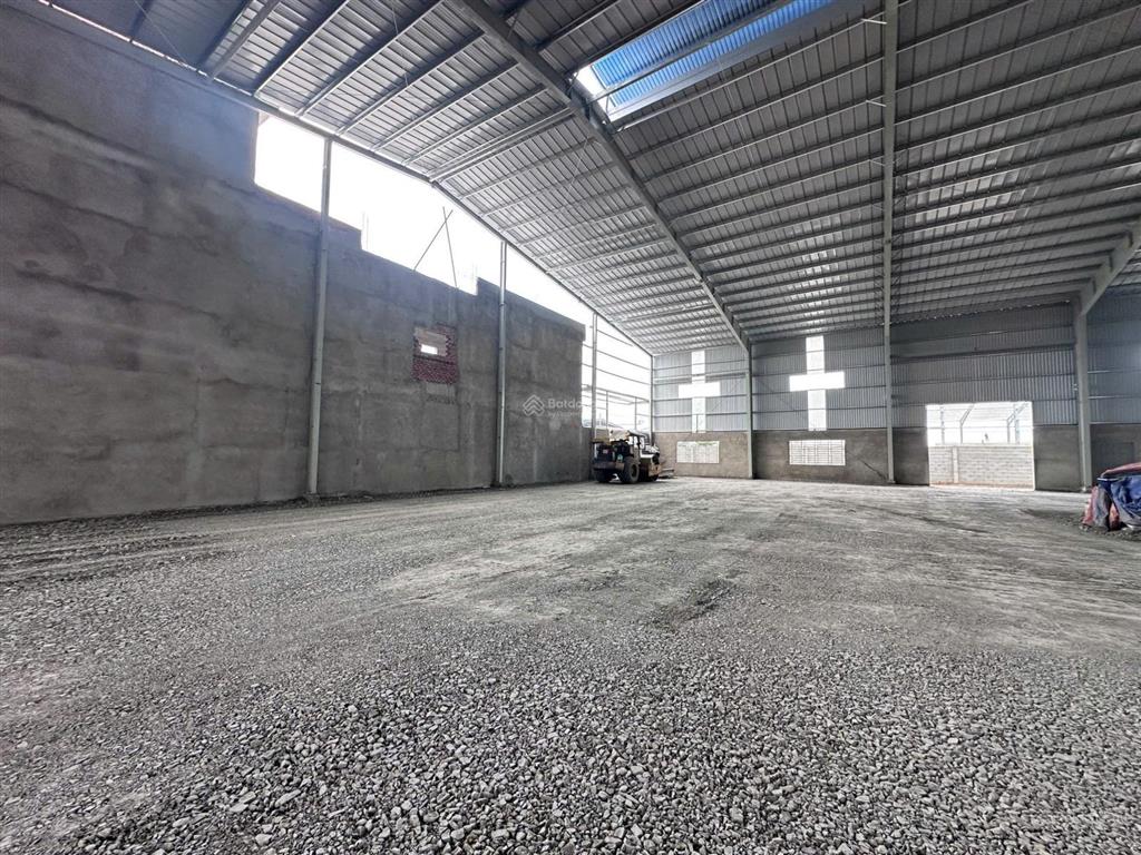 Cho thuê nhà xưởng kcn đức hòa long an kv 3.000m2, nx 2.100m² chỉ 3.5 usd/m²~91ng/m2, pccc tự động