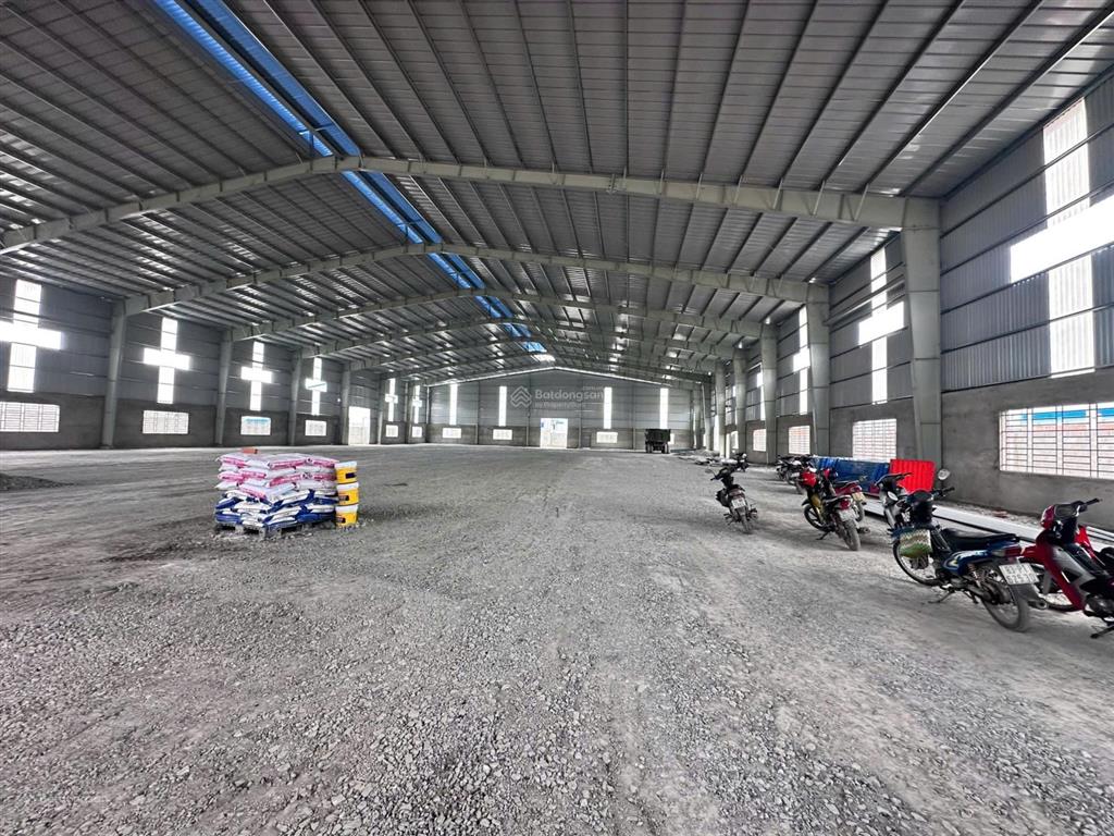 Cho thuê nhà xưởng kcn đức hòa long an kv 3.000m2, nx 2.100m² chỉ 3.5 usd/m²~91ng/m2, pccc tự động