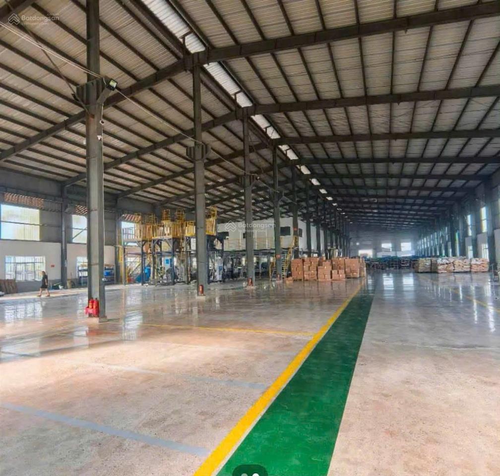 Cho thuê kho xưởng trong cụm cn hoàng gia, kv 3.000m2, nx 2.000m2, pccc bình điện đầy đủ, 145tr/th