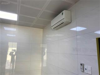 Cho thuê kho xưởng đường bình chánh khuôn viên riêng biệt 1.200m2 giá 81 triệu/tháng