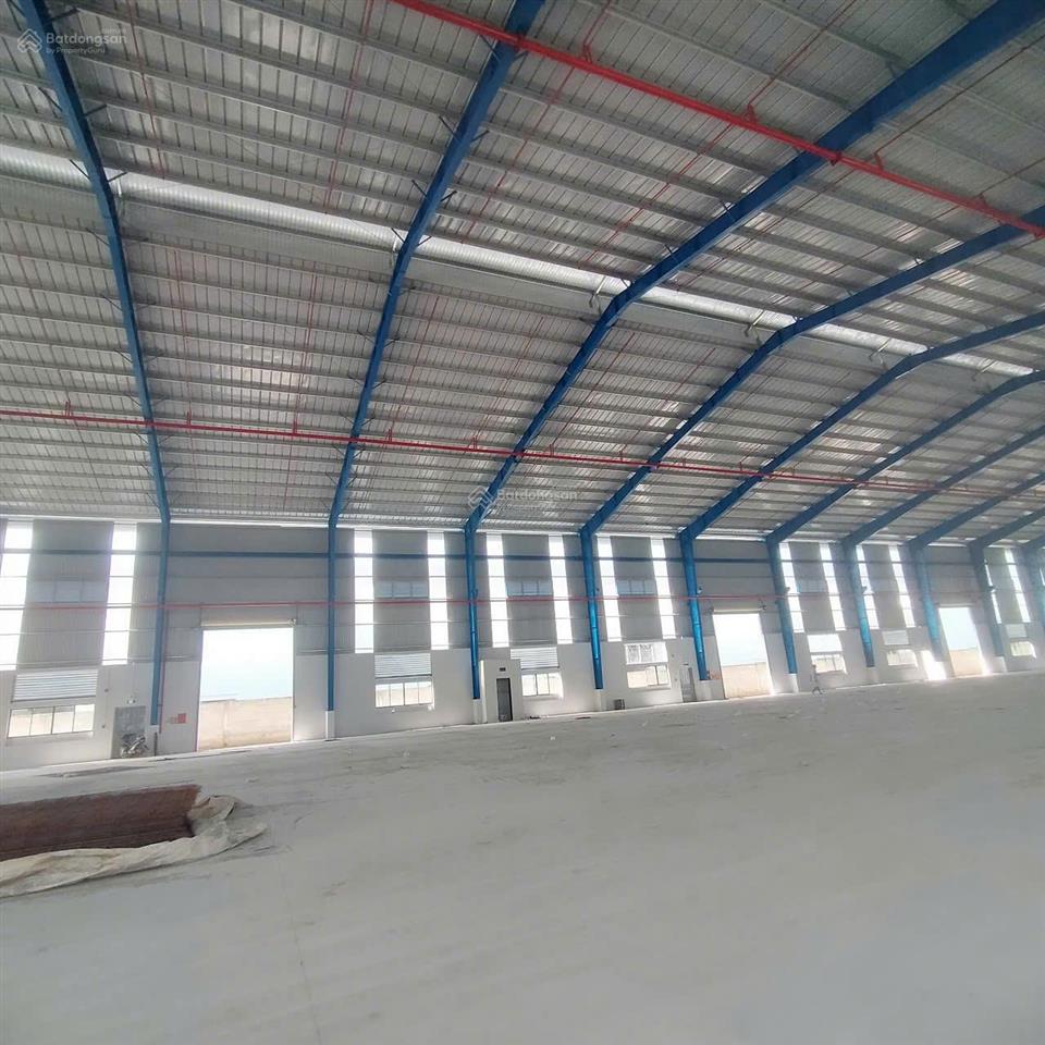 Cho thuê kho xưởng trong kcn đức hòa, long an  kv 16.000m2, nx 11.000m2, pccc tự động, gía 3.5$/m2