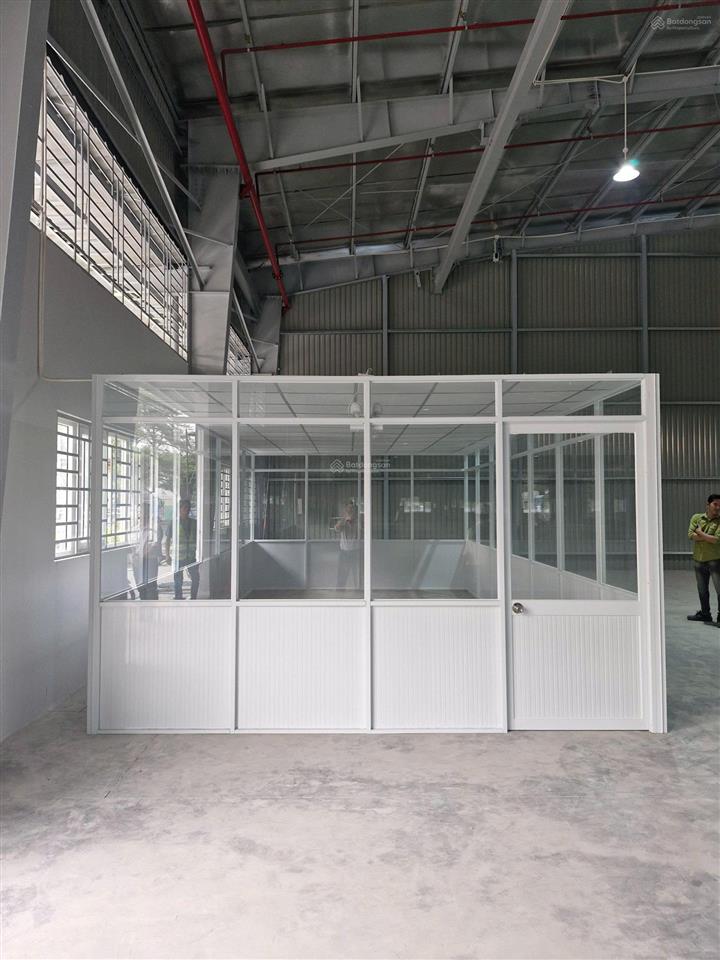 Cho thuê kho xưởng 2.730m2 kcn tân tạo, quận bình tân  giá 4,5 usd
