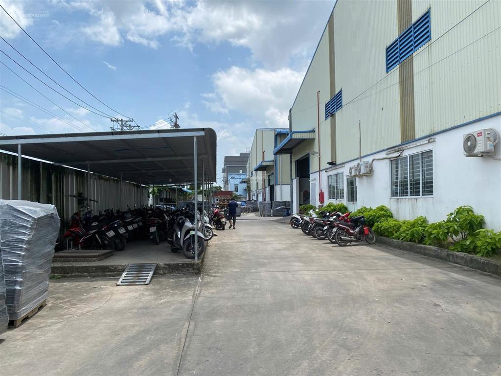 Cho thuê kho xưởng trong kcn vĩnh lộc, x 4.000m2 kv 8.000m2, pccc tự động, công 24/7