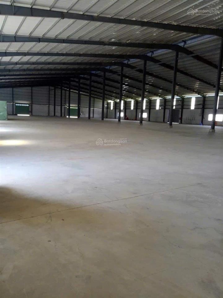 Cho thuê kho xưởng bến lức long an, kv 10.000m2, nx 1700m2, pccc vách tường, bình 800kva, giá 95tr
