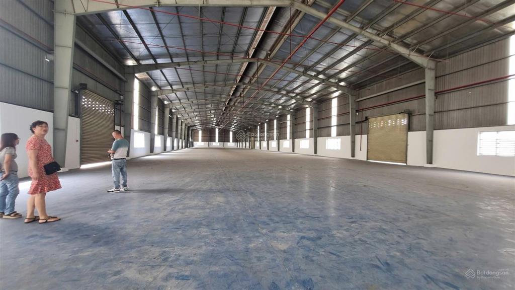 Chính chủ cho thuê xưởng 2600m2 đức hòa đông, long an, giá chỉ 2.6 usd/m2