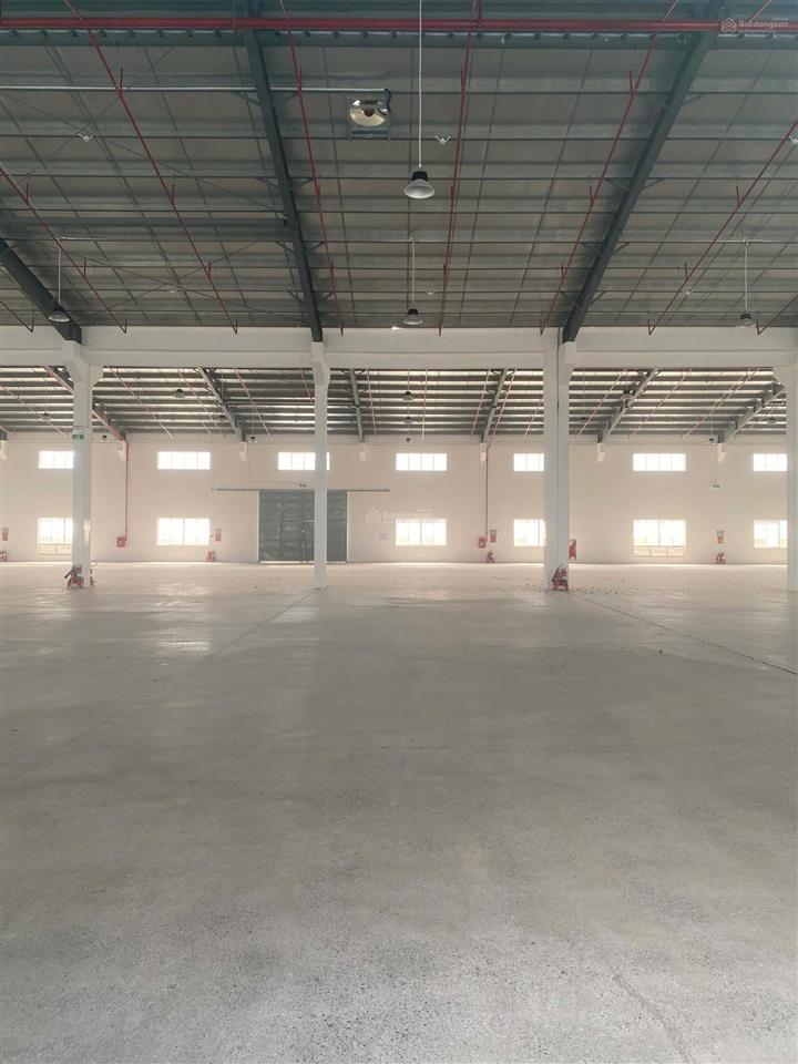 Cho thuê kcn tân đô kv 21.500m2, x 11.300m2, pccc tự động, điện 2.000kva, giá chỉ 3.5$/m2