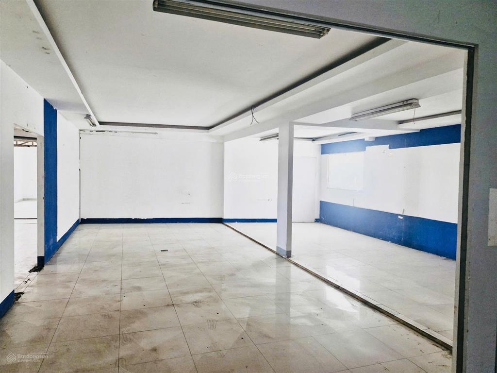 Cho thuê kho quận 12 kv 2.500m2, k 2.900m2, pccc đầy đủ, đường cont đi, giá chỉ 170 triệu/ tháng