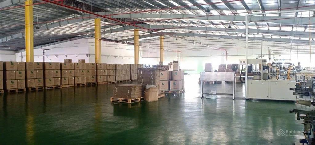 Bán kho cưởng trong kcn bến lức long an, kv 6.300m2, nx 6.000m2, pccc tự động, đầy đủ pháp lý