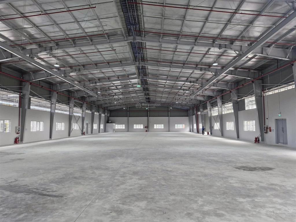 Cho thuê nhà xưởng kcn tân tạo, kv 5.000m2, nx 2.800m2, pccc tự động bình điện đầy đủ,4.3 5.5 $/m2