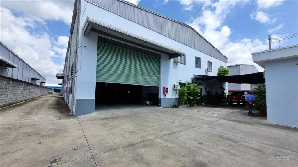 Cho thuê nhà xưởng kcn đức hòa long an 5.000m2 xưởng 3.400m2 giá 3,5 usd/m2  pccc tự động