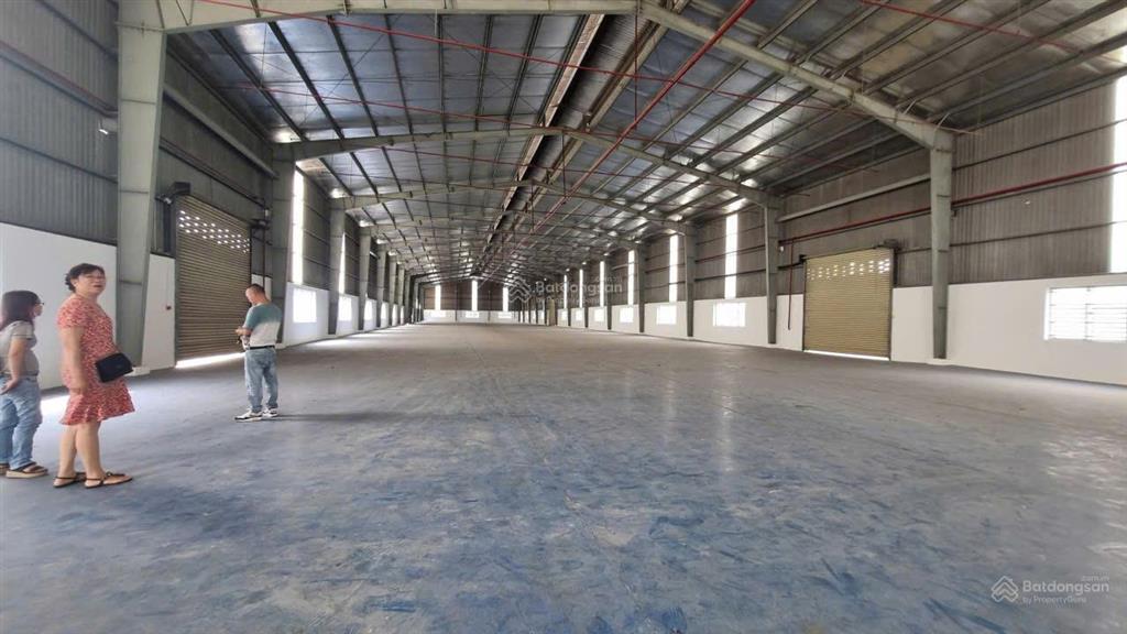Cho thuê nhà xưởng kcn tân đô kv 5.000m2, nx 4.880m2, giá 3,3 usd/m2, pccc tự động, bình 560kva