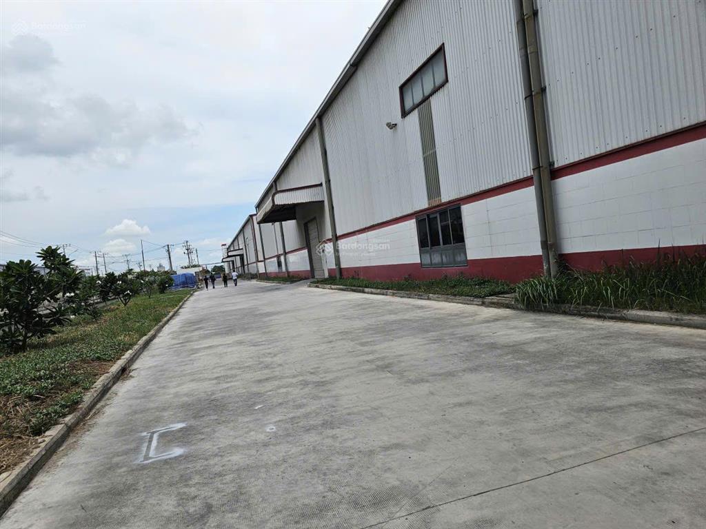 Cho thuê nhà xưởng kv 6.000m2, nx 1.848m2 kcn tân đô, đức hòa, pccc tự động giá 73.000/m2