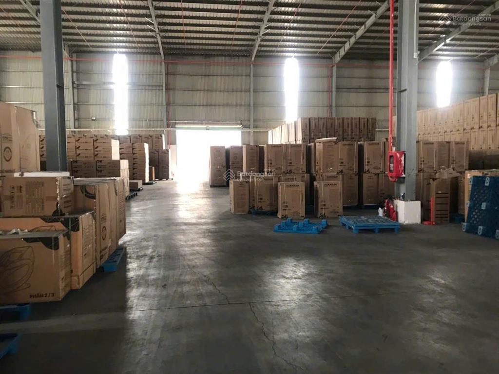 Cho thuê xưởng mới 1.800m2 kcn tân tạo, bình tân 265 triệu/tháng, kv 3.200m2, pccc tự động.