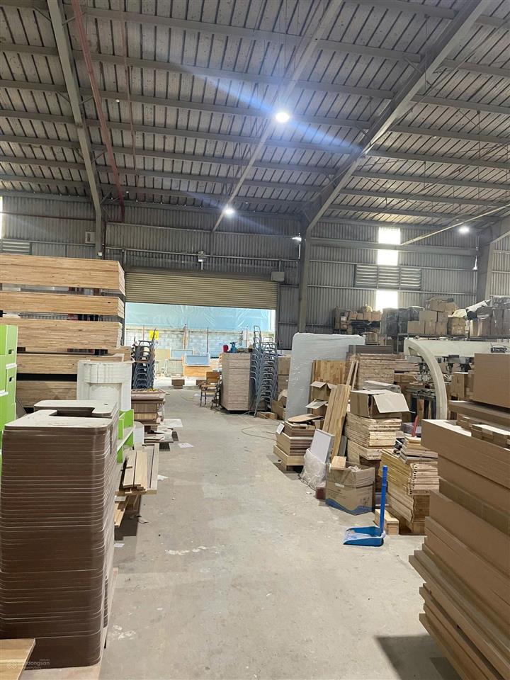 Bán nhà xưởng kcn thái hòa, kv 4.000m²,x 2.300m², văn phòng 300m². có hồ sơ môi trường, pccc đầy đủ