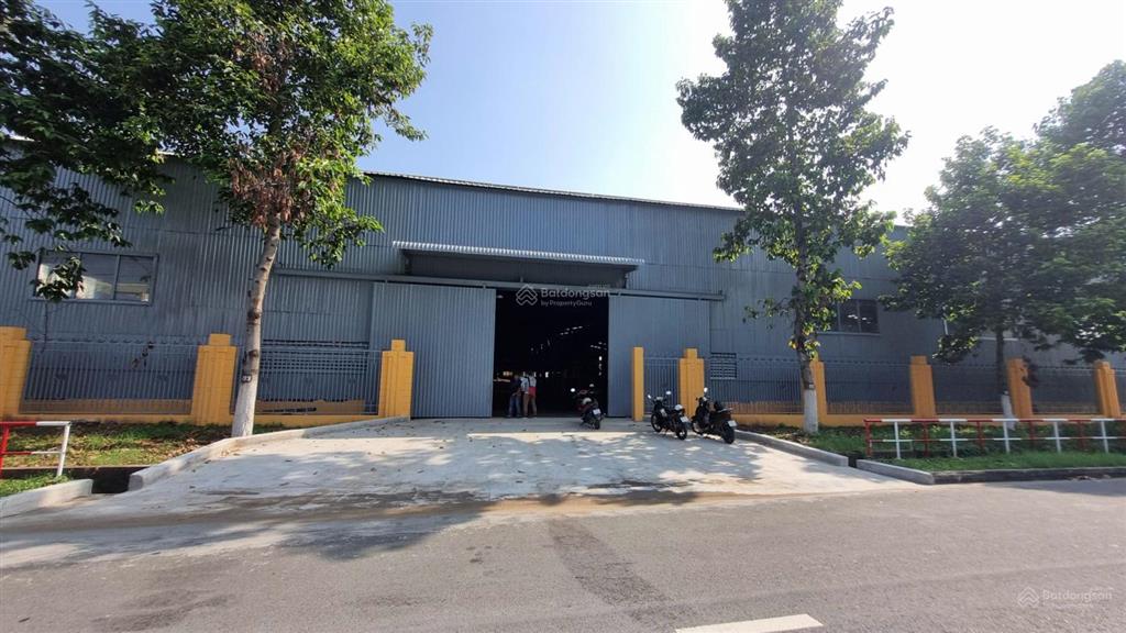 Bán nhà xưởng kcn tân đô, kv 5.000m², nx 3.200m², điện 1.500kva, container đi 24/24