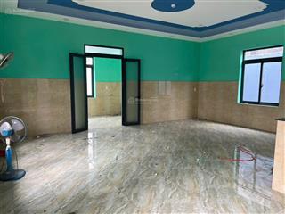 Cho thuê nhà xưởng 3500 m2 trong khuôn viên 6000 m2, bến lức, long an (tây ninh)