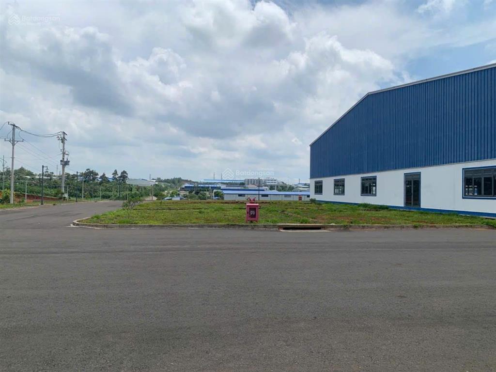 Cần bán nhà xưởng 10.000 m2 trong kcn, bảo lộc, lâm đồng