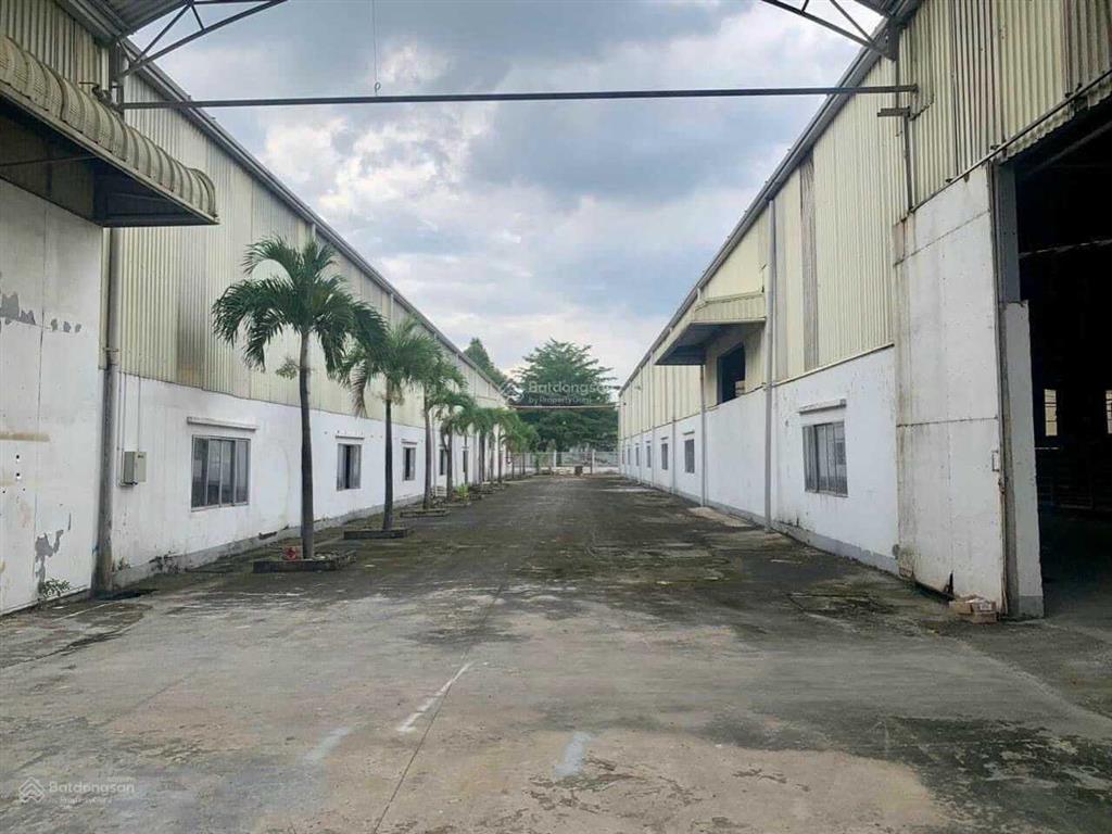 Cần bán nhanh nhà xưởng tổng diện tích 25.000 m2 trong khu công nghiệp hải sơn, long an