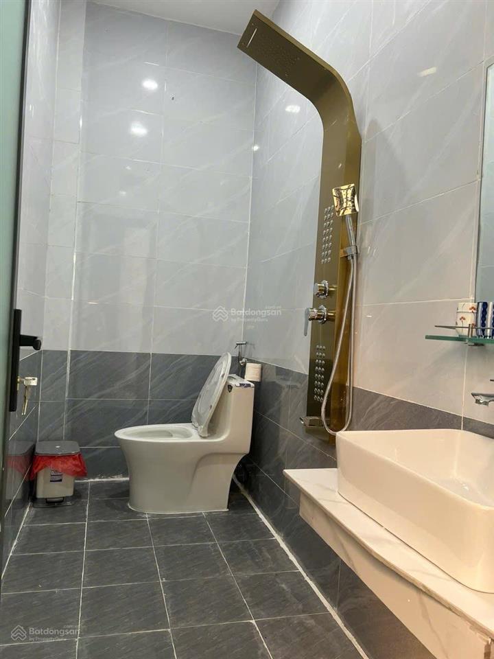 Bán nhà mới toanh 1 trệt 2 lầu, 160m², trung tâm biên hòa gần tòa án biên hòa