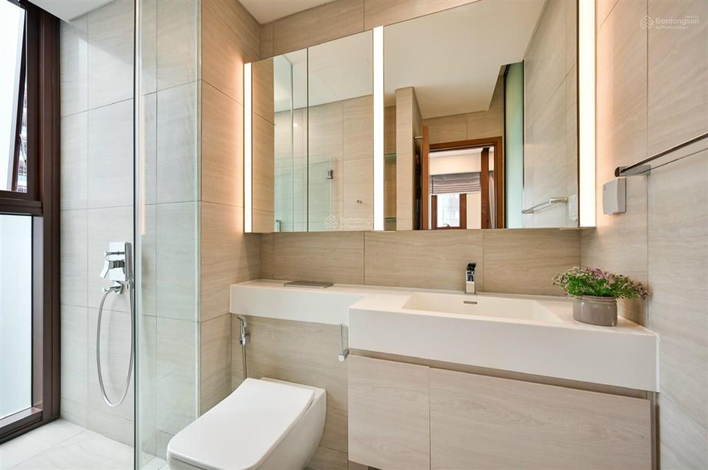 Căn hộ the metropole thủ thiêm giá 13,9 tỷ cầm sổ liền tay.